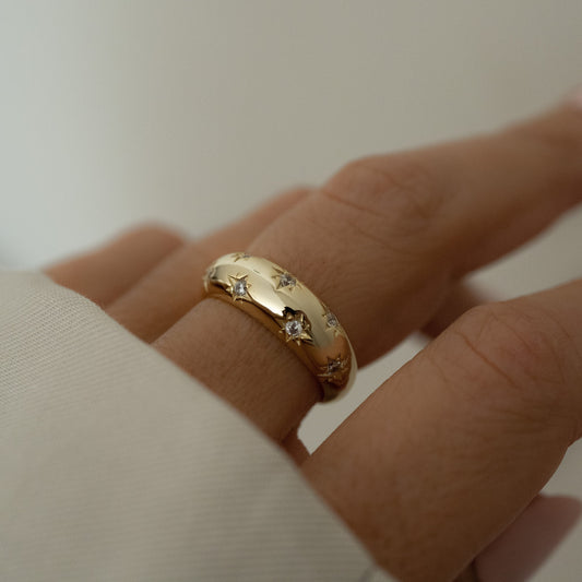 Rounded Gold Band 