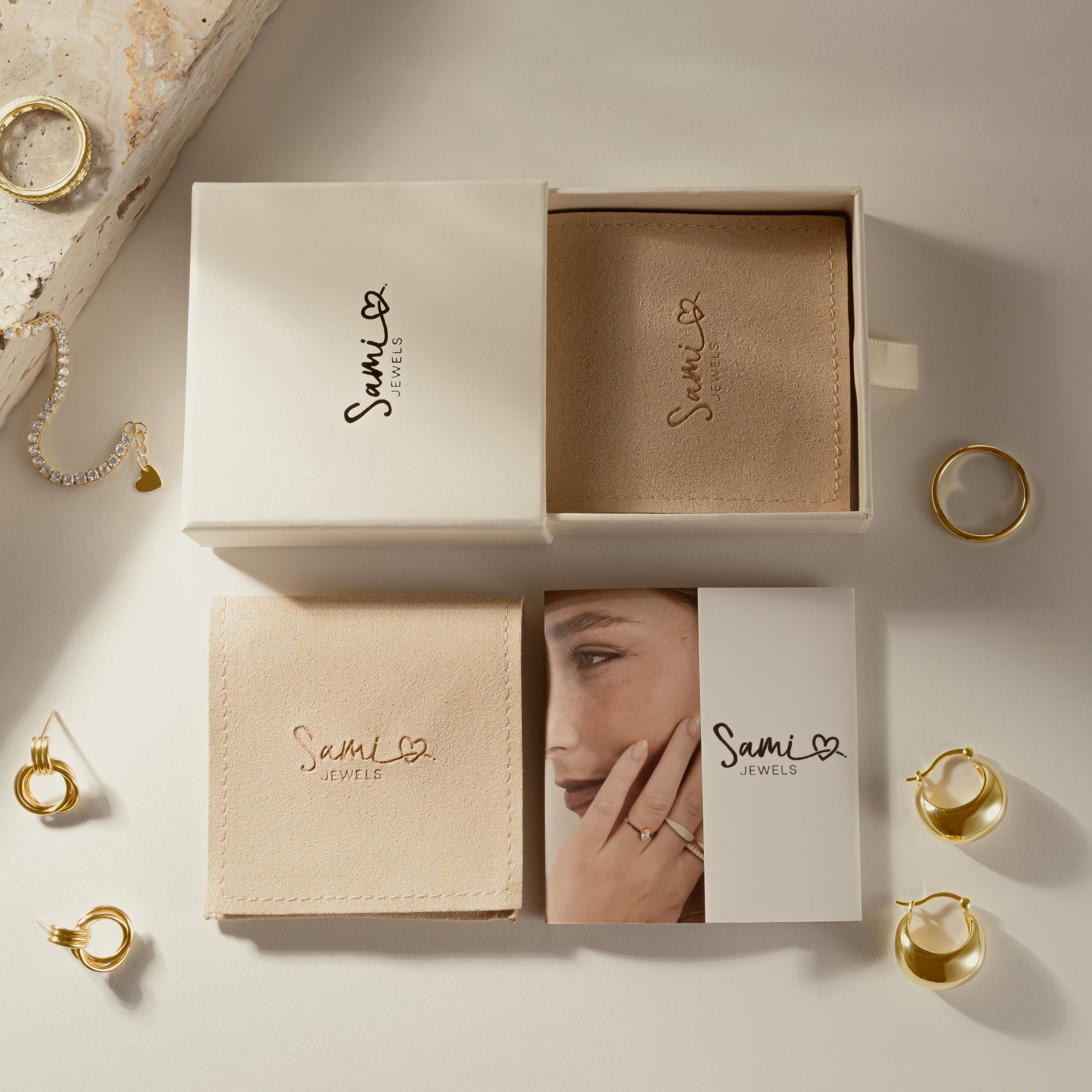 Rounded Gold Band 